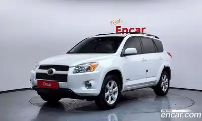 Toyota RAV4, 2012