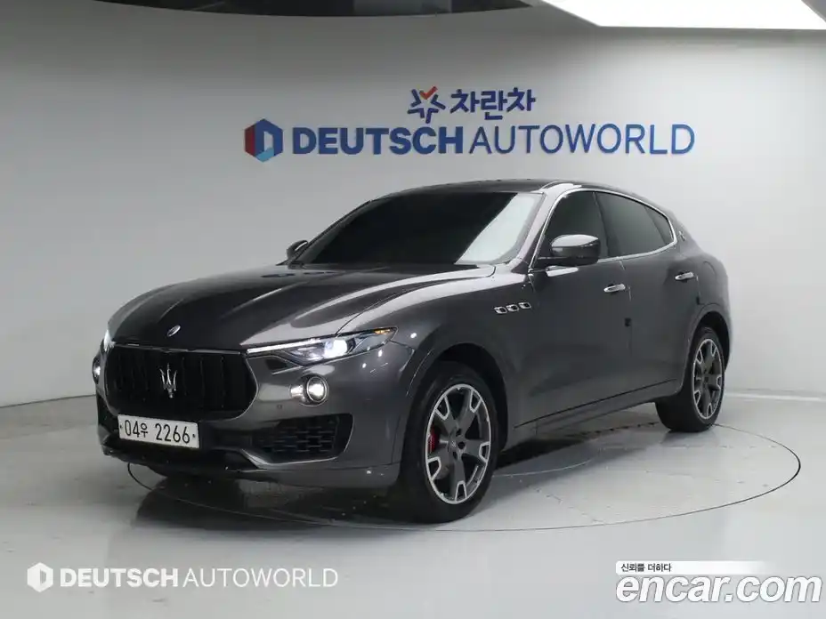 Maserati Levante 2017 3.0 гидро в Москве № 803368, фото 1