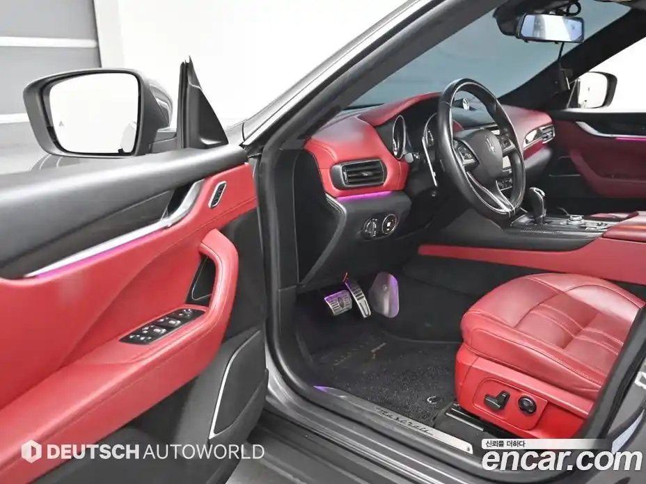 Maserati Levante 2017 3.0 гидро в Москве № 803368, фото 11