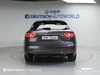 Maserati Levante 2017 3.0 гидро в Москве № 803368, миниатюра 4