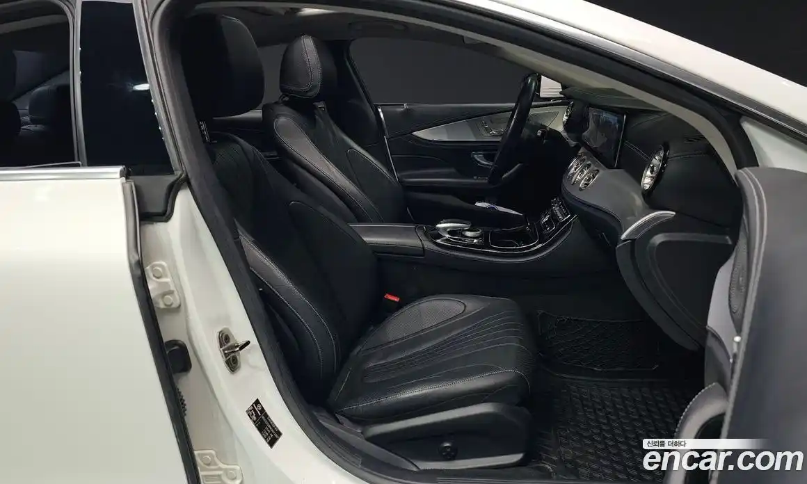 Mercedes-Benz CLS-Class 2019 2.9 гидро в Москве, фото 10