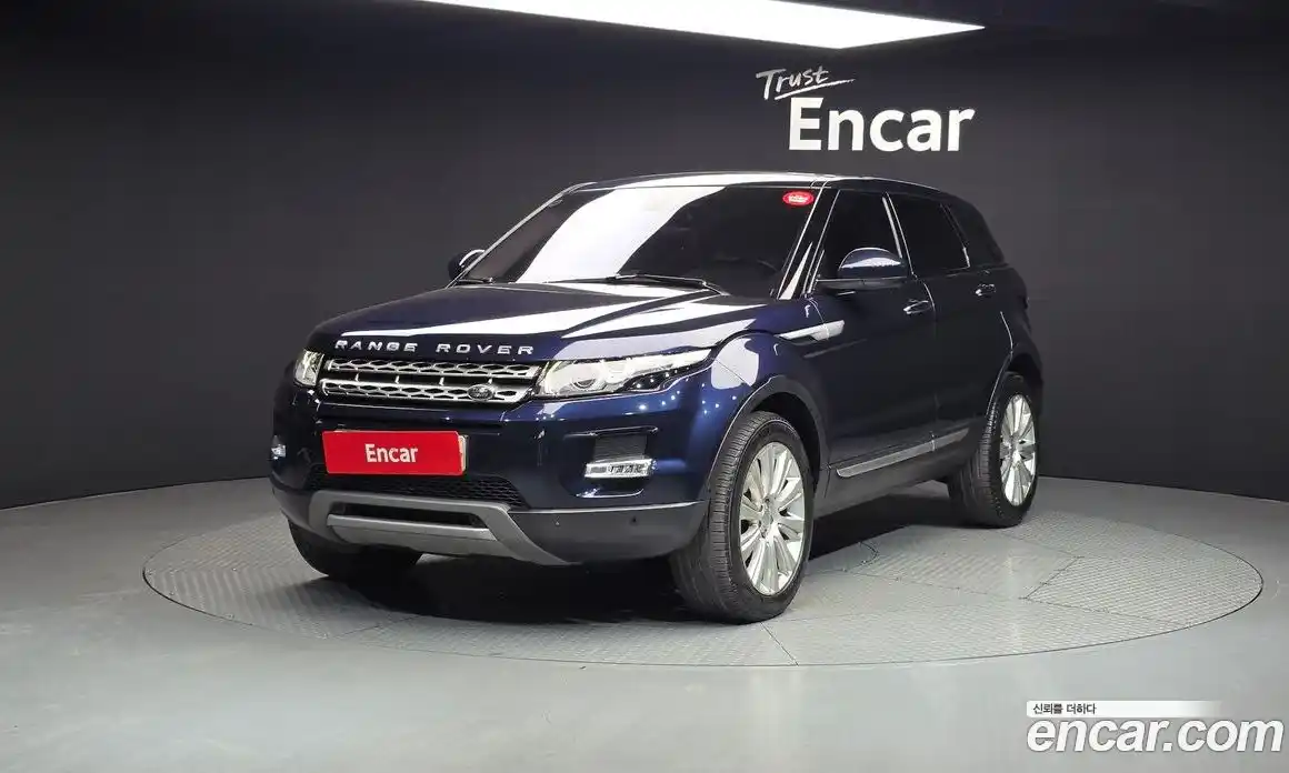 Land Rover Range-Rover Evoque 2015 2.2 гидро в Москве № 824998, фото 1