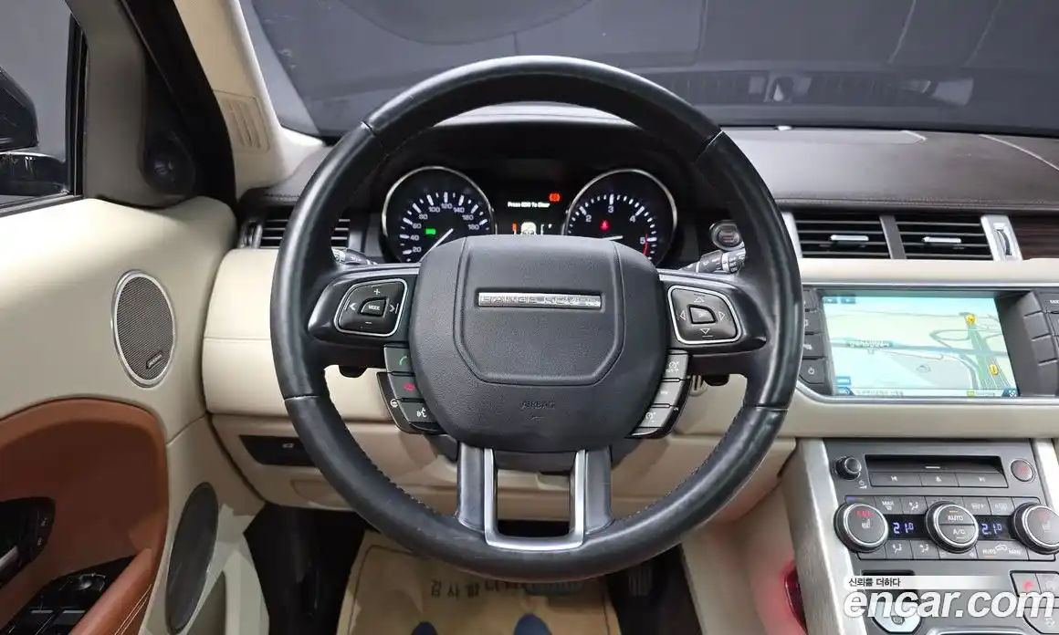 Land Rover Range-Rover Evoque 2015 2.2 гидро в Москве № 824998, фото 13