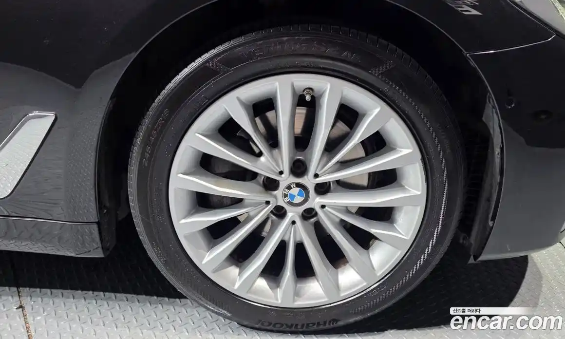 BMW 5-Series 2022 2.0 гидро в Москве, фото 4