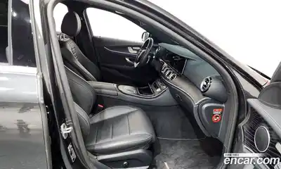 Mercedes-Benz E-Class 2020 1.9 гидро, миниатюра 11