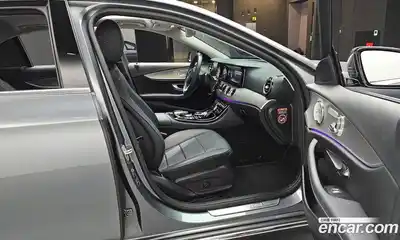 Mercedes-Benz E-Class 2017 2.0 гидро в Москве № 859519, миниатюра 11