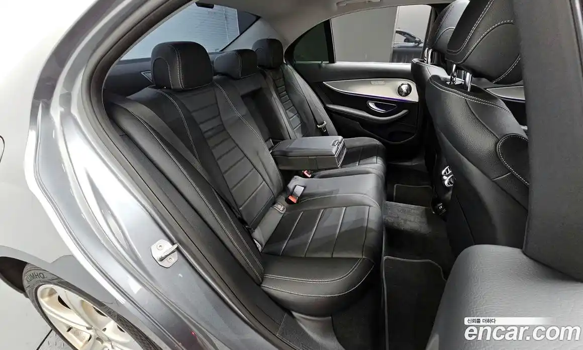 Mercedes-Benz E-Class 2017 2.0 гидро в Москве № 859519, фото 12