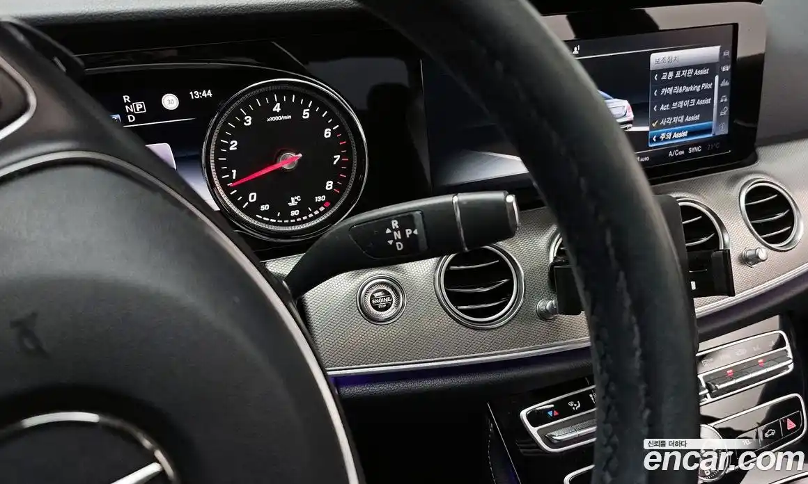 Mercedes-Benz E-Class 2017 2.0 гидро в Москве № 859519, фото 9