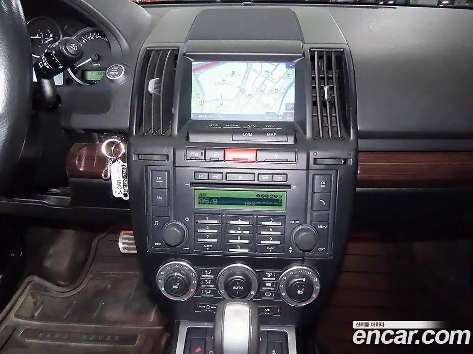 Land Rover Freelander 2012 2.2 гидро в Москве № 861362, фото 11