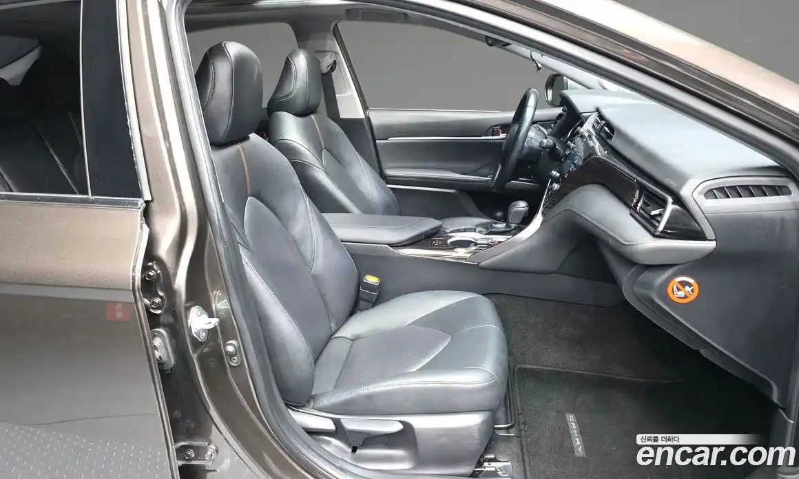 Toyota Camry 2019 2.5 гидро в Москве № 862949, фото 11