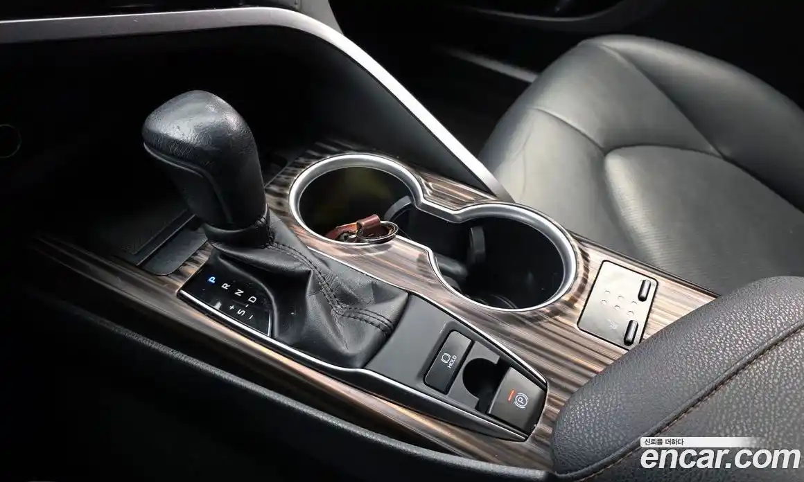 Toyota Camry 2019 2.5 гидро в Москве № 862949, фото 9