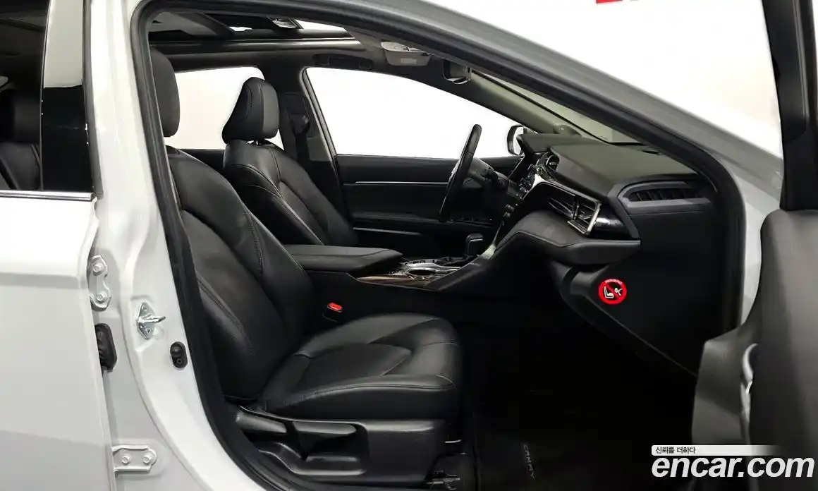 Toyota Camry 2019 2.5 гидро в Москве № 862973, фото 11