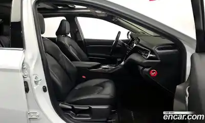 Toyota Camry 2019 2.5 гидро в Москве № 862973, миниатюра 11