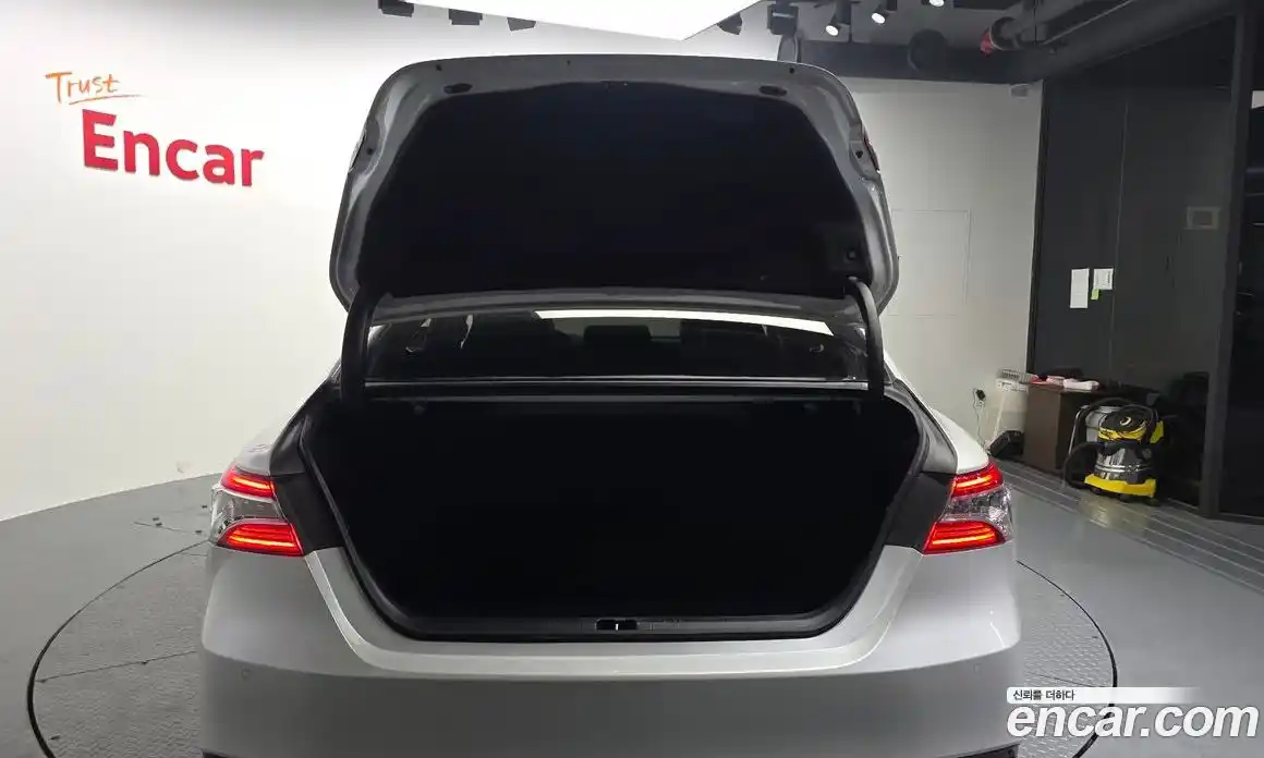 Toyota Camry 2019 2.5 гидро в Москве № 862973, фото 20