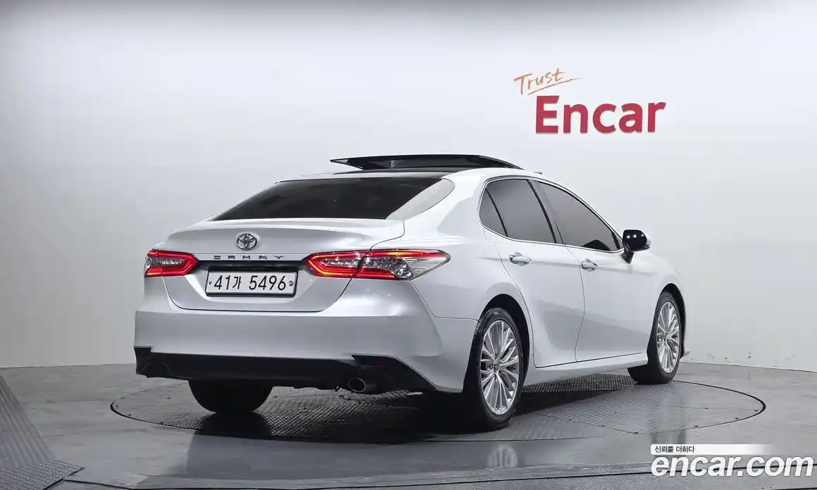 Toyota Camry 2019 2.5 гидро в Москве № 862973, фото 2