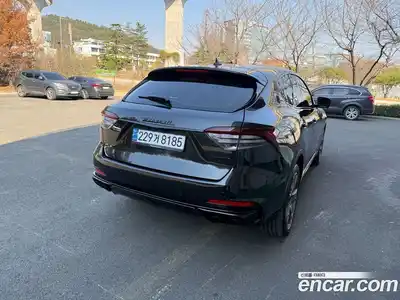 Maserati Levante 2020 3.0 гидро в Москве № 863473, миниатюра 6