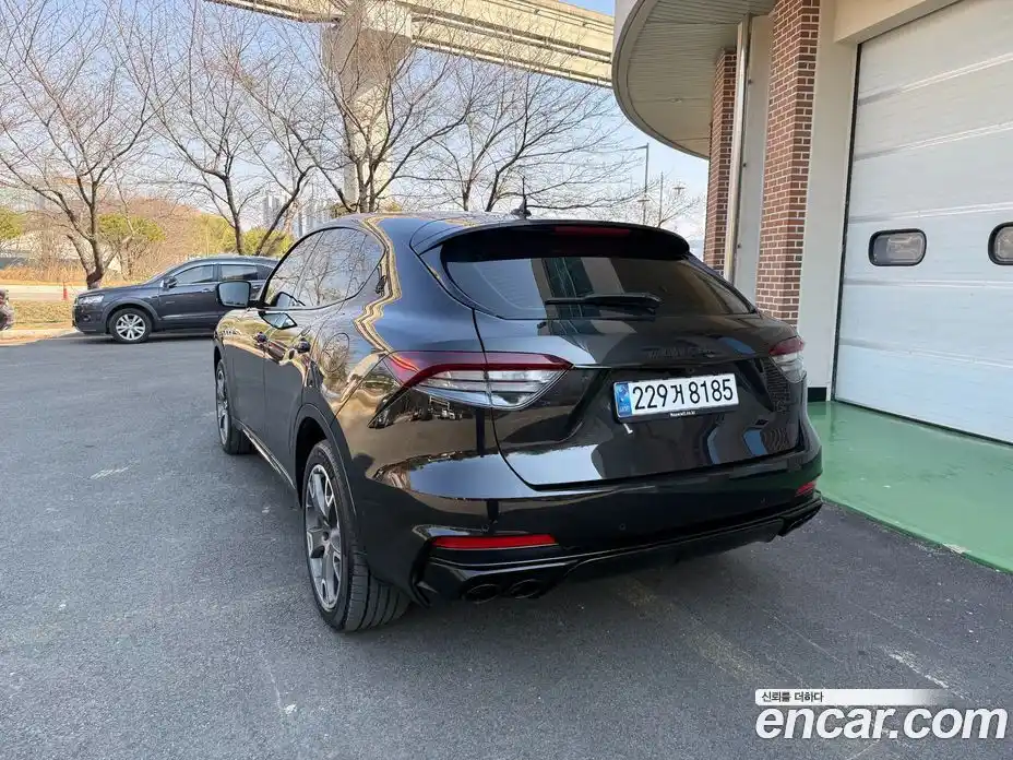 Maserati Levante 2020 3.0 гидро в Москве № 863473, фото 7