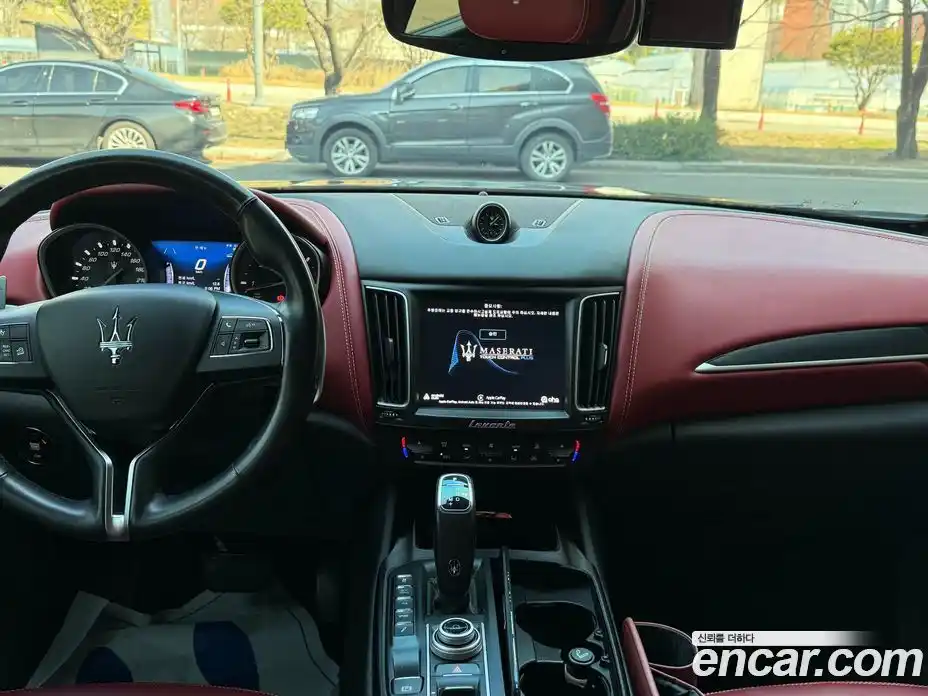 Maserati Levante 2020 3.0 гидро в Москве № 863473, фото 10