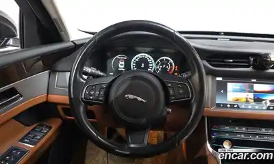 Jaguar XF 2016 2.0 гидро в Москве № 863515, миниатюра 12