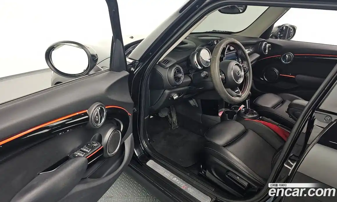 Mini Cooper 2019 2.0 гидро в Москве № 895485, фото 11