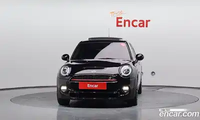 Mini Cooper 2019 2.0 гидро в Москве № 895485, миниатюра 3