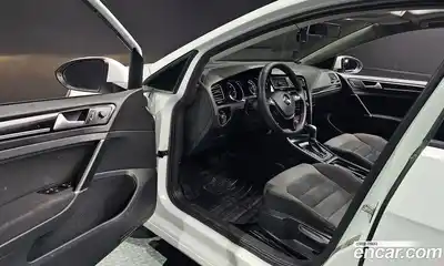 Volkswagen Golf 2015 2.0 гидро в Москве № 896191, миниатюра 12
