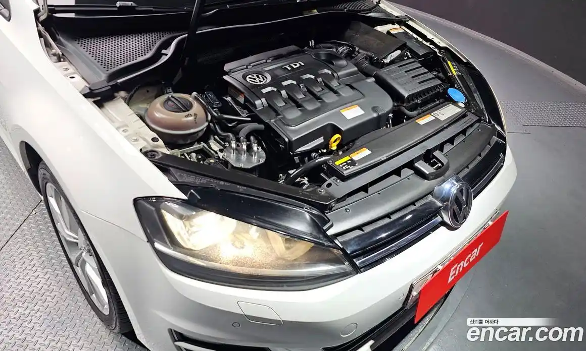 Volkswagen Golf 2015 2.0 гидро в Москве № 896191, фото 6
