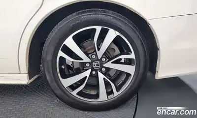 Honda Odyssey 2019 3.5 гидро в Москве № 896828, миниатюра 5