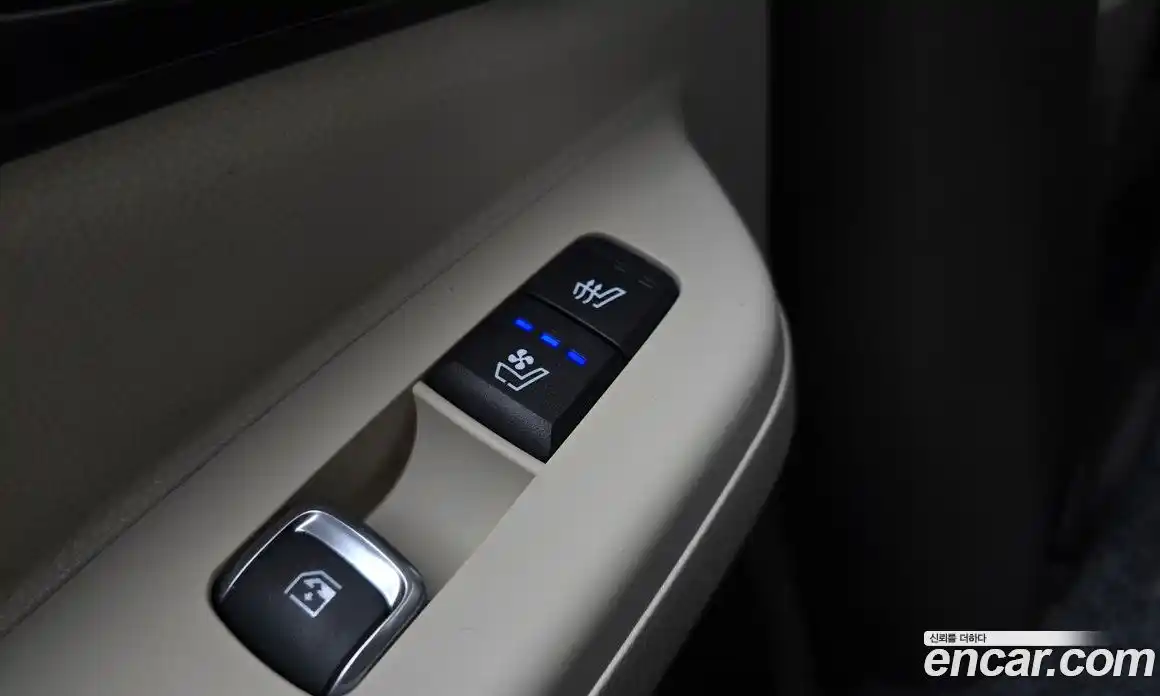 Kia Canival 2024 2.2 Автомат в Москве № 929340, фото 18