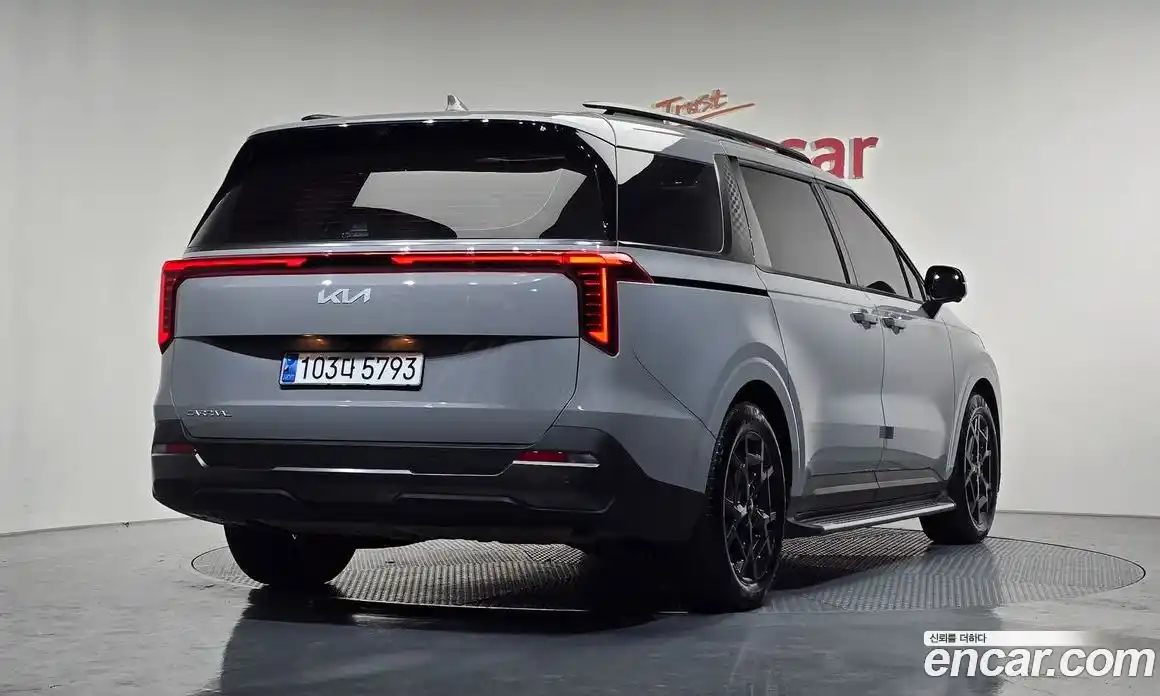 Kia Canival 2024 2.2 Автомат в Москве № 929340, фото 2