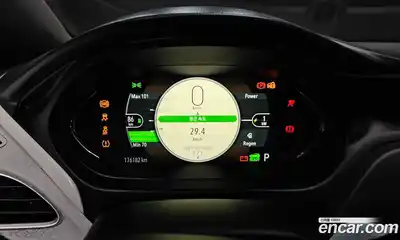 Chevrolet Bolt EV 2019 0.2 Автомат в Москве № 936442, миниатюра 8