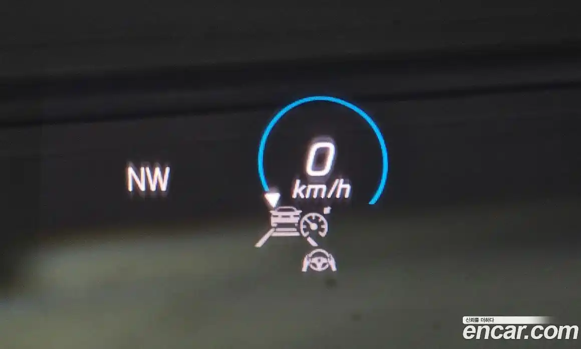 Mercedes-Benz E-Class 2023 2.0 гидро, фото 14
