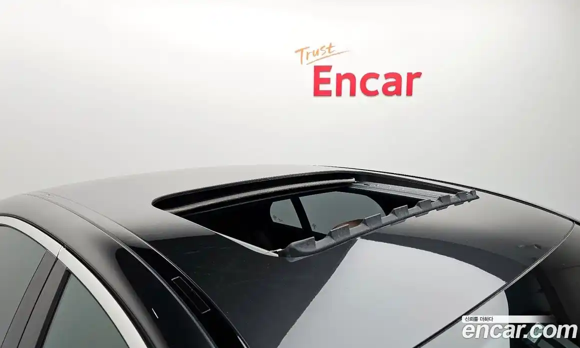 Mercedes-Benz E-Class 2023 2.0 гидро, фото 20