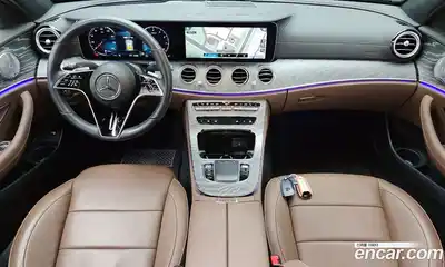 Mercedes-Benz E-Class 2023 2.0 гидро, миниатюра 7