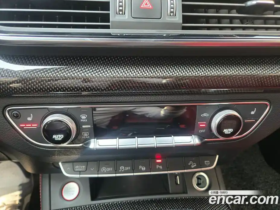 Audi SQ5 2023 3.0 гидро в Москве № 971246, фото 7