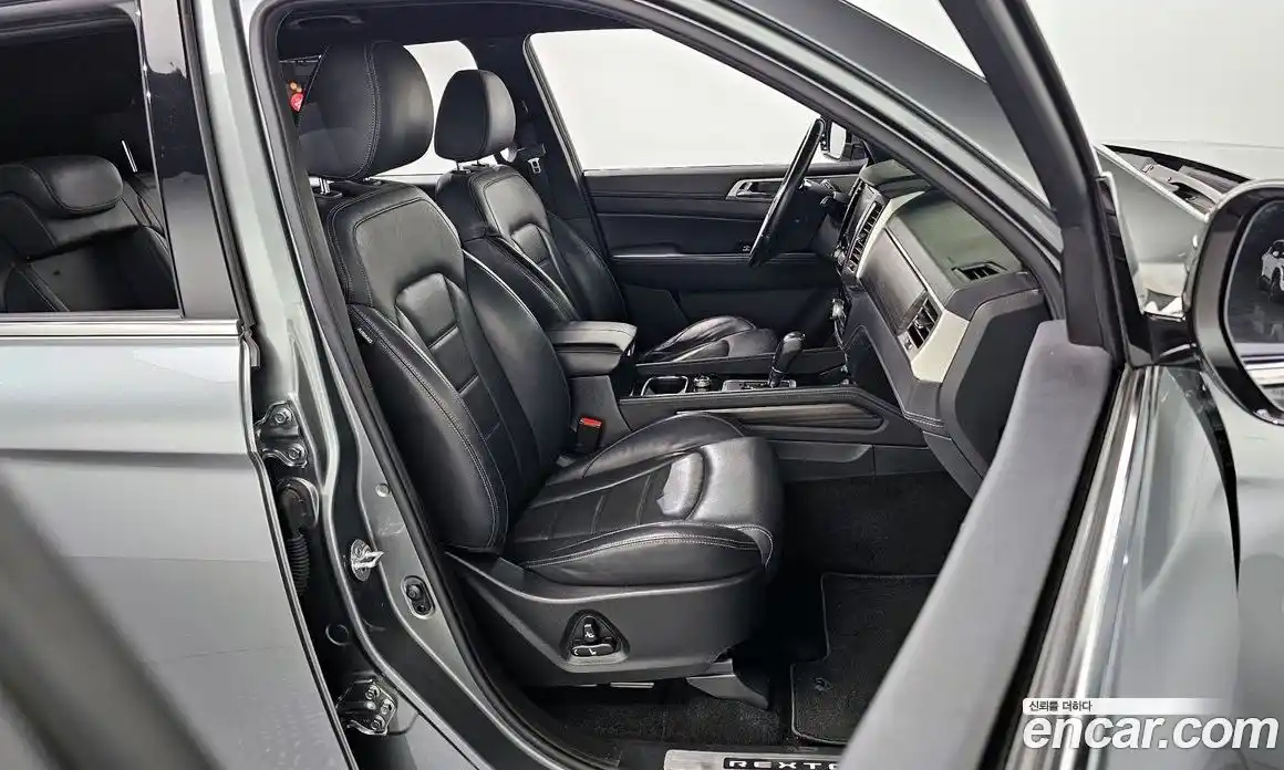 SsangYong Rexton 2017 2.2 Автомат в Москве № 973946, фото 12