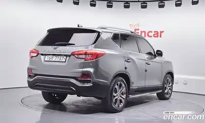SsangYong Rexton 2017 2.2 Автомат в Москве № 973946, миниатюра 2