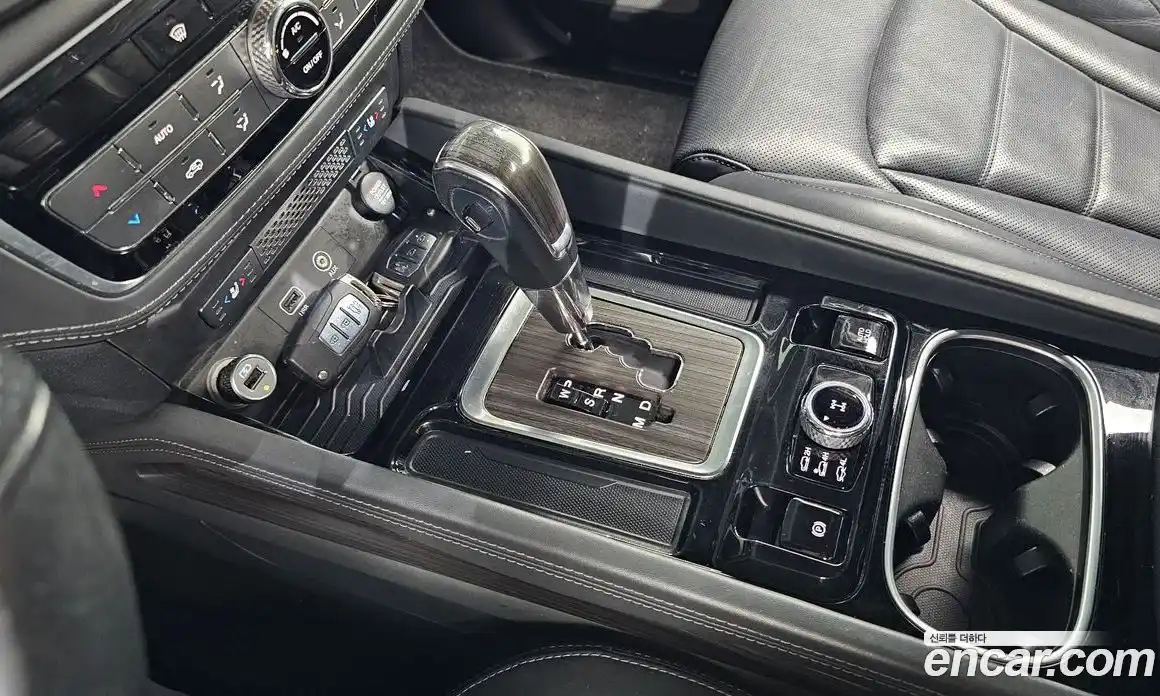 SsangYong Rexton 2017 2.2 Автомат в Москве № 973946, фото 9