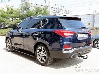 SsangYong Rexton 2017 2.2 Автомат в Москве № 974217, миниатюра 3