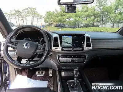 SsangYong Rexton 2017 2.2 Автомат в Москве № 974217, миниатюра 7