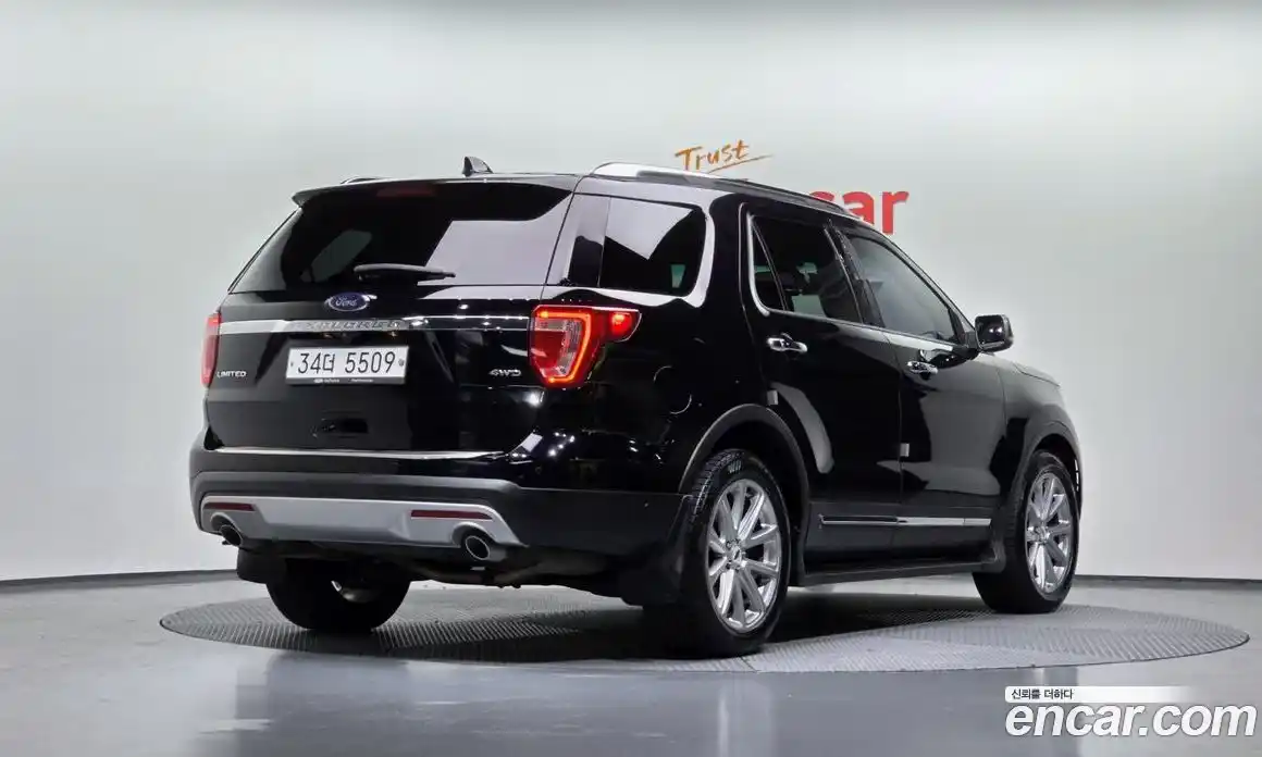 Ford Explorer 2016 3.5 гидро в Москве № 976328, фото 2