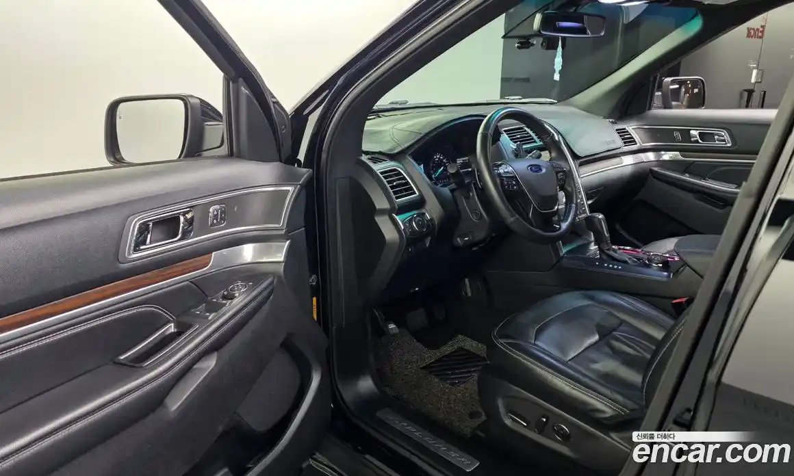 Ford Explorer 2016 3.5 гидро в Москве № 976328, фото 10