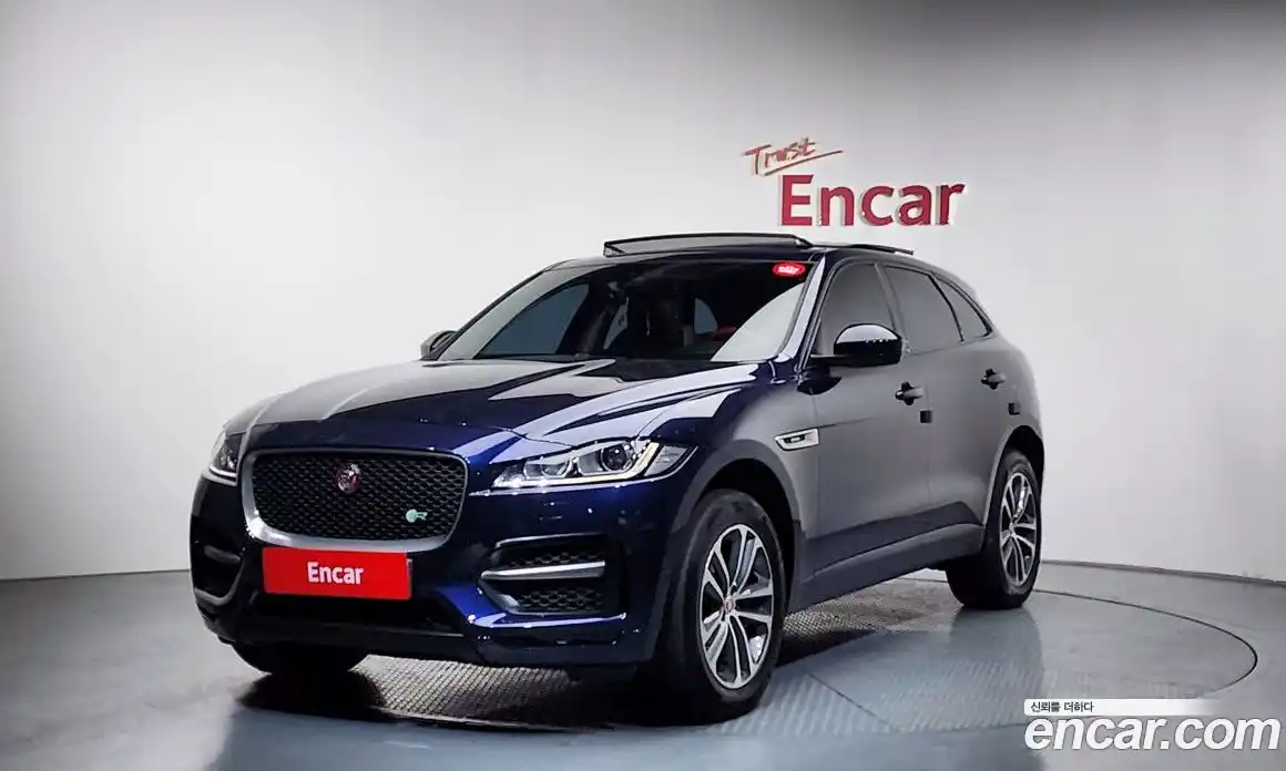 Jaguar F-Pace 2016 2.0 гидро в Москве № 976518, фото 1