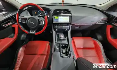 Jaguar F-Pace 2016 2.0 гидро в Москве № 976518, миниатюра 7