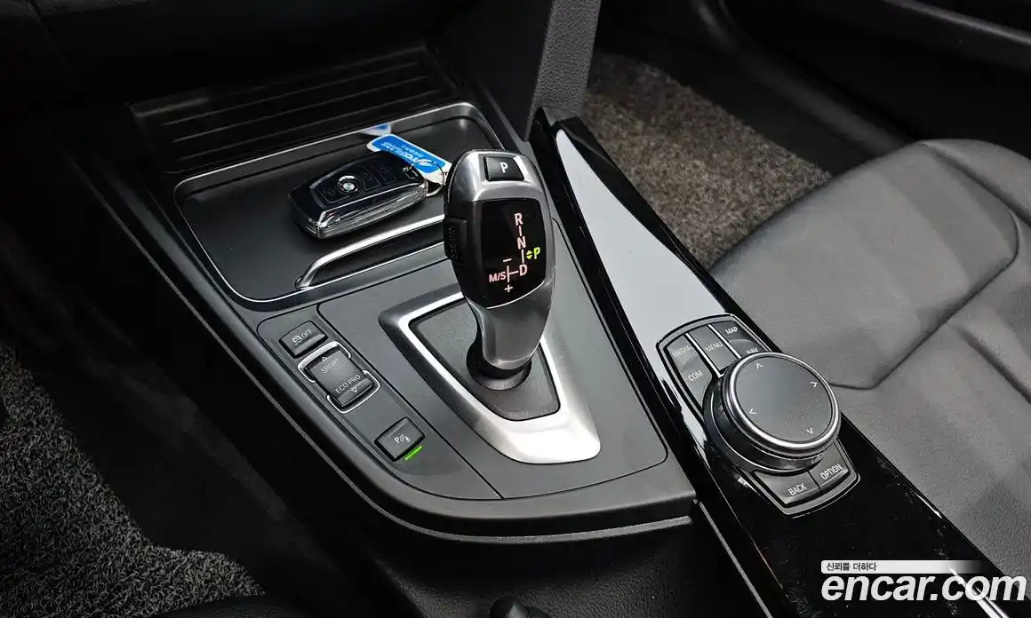 BMW 3-Series 2017 2.0 гидро в Москве № 1001174, фото 9