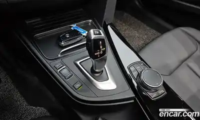 BMW 3-Series 2017 2.0 гидро в Москве № 1001174, миниатюра 9