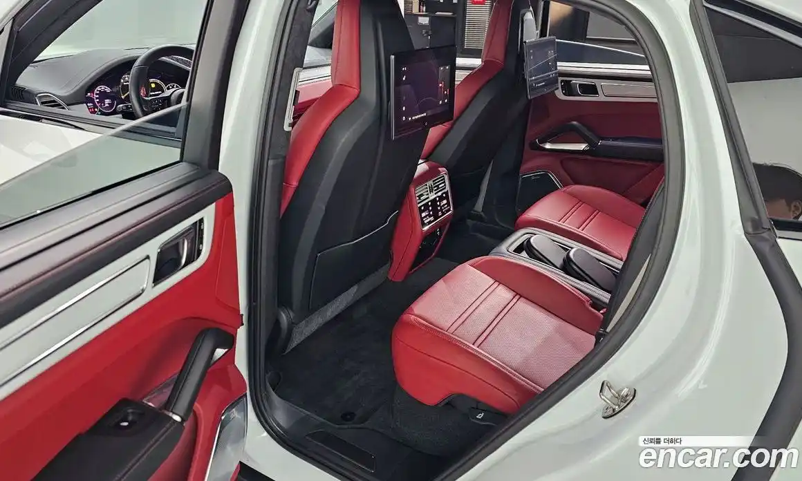Porsche Cayenne 2023 4.0 гидро в Москве № 1002144, фото 12