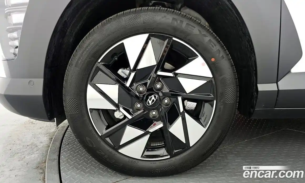 Hyundai Kona 2025 1.6 Автомат в Москве № 1005323, фото 5