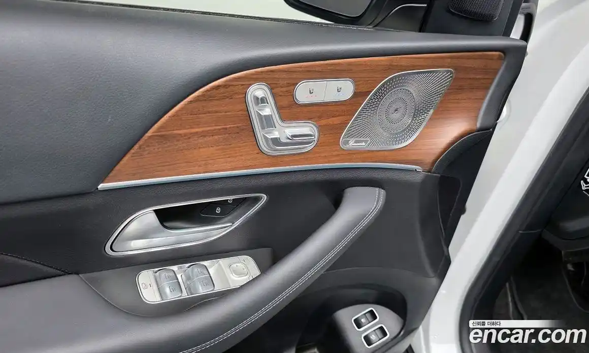 Mercedes-Benz GLE-Class 2022 2.0 Автомат в Москве № 1005619, фото 17