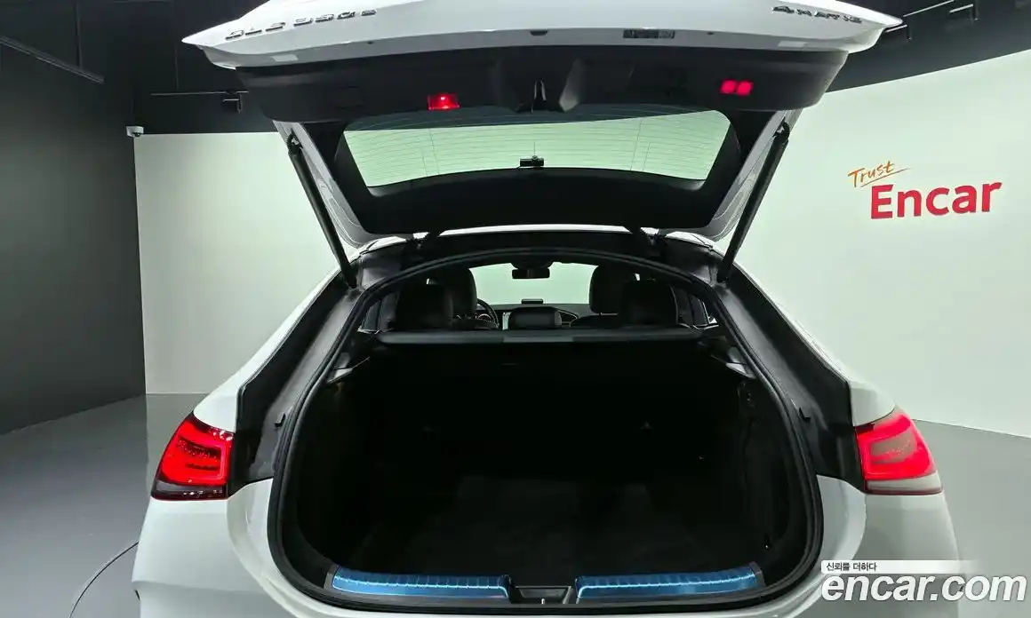 Mercedes-Benz GLE-Class 2022 2.0 Автомат в Москве № 1005619, фото 20